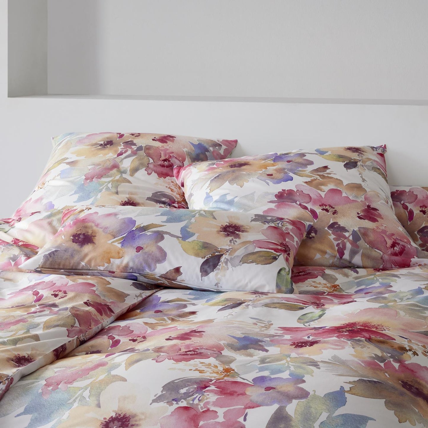 Elegante Mako Batist Bettwäsche Bloom 2332-11 Blumen Aquarell 135x200