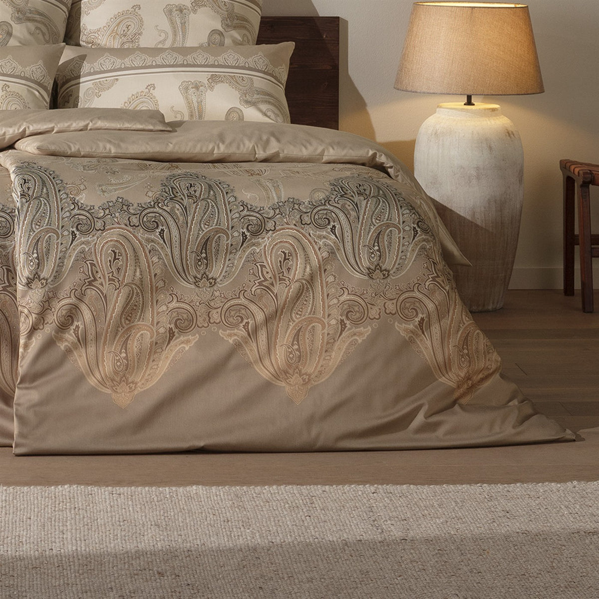Bettwäsche Mako Satin Hestia Kiesel mit Paisleymuster 135 x 200 cm