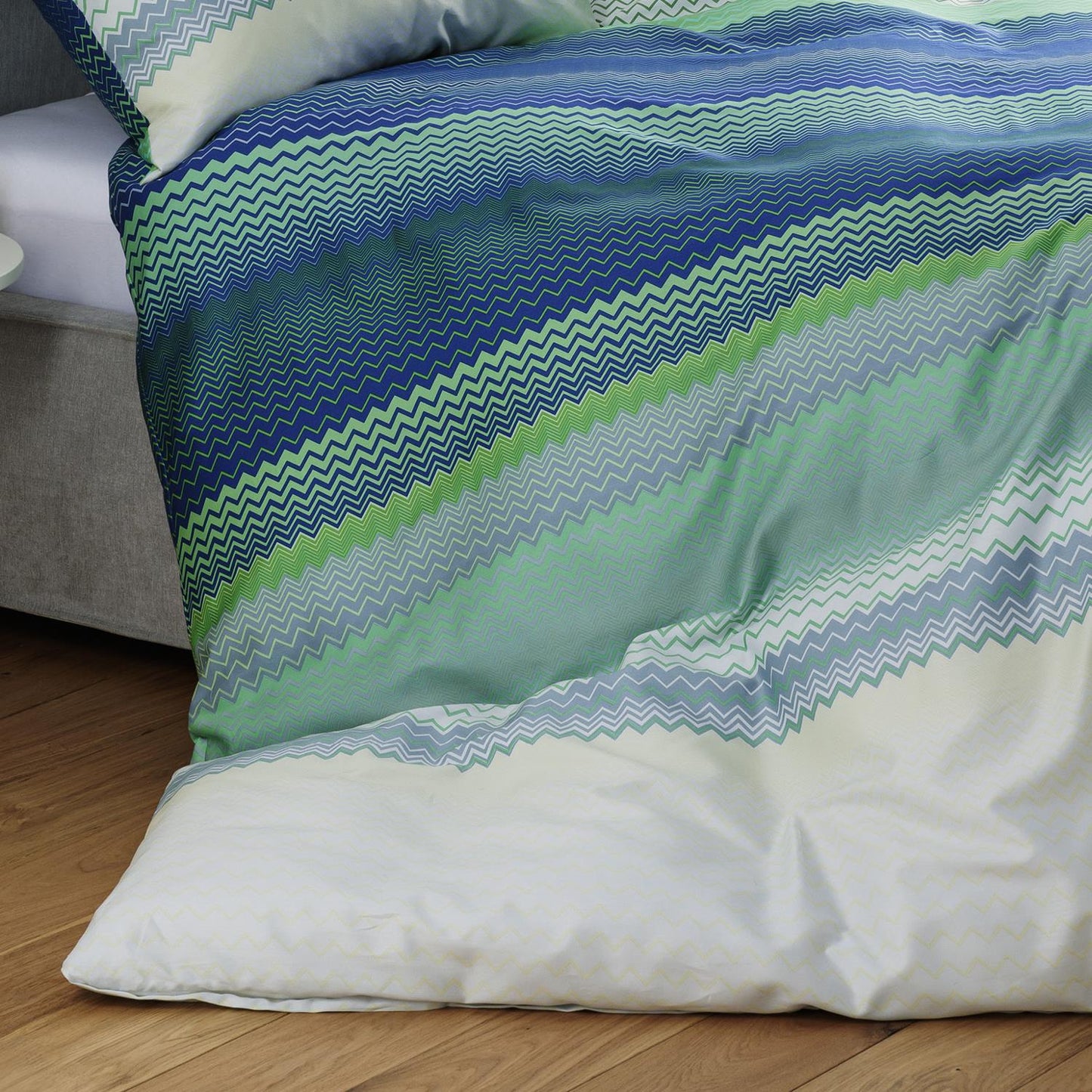 Janine Mako Satin Bettwäsche Moments 98120-02 Zick-Zack Blau 135x200