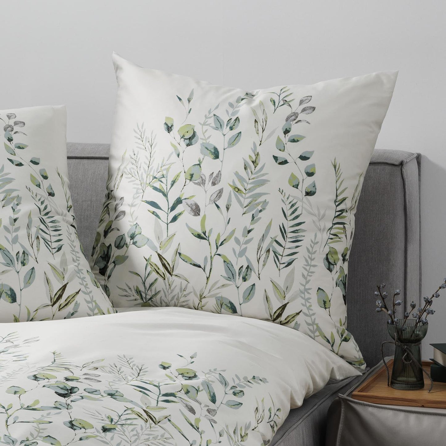 Janine Mako Satin Bettwäsche Moments 98123-06 Blätter Mint 135x200