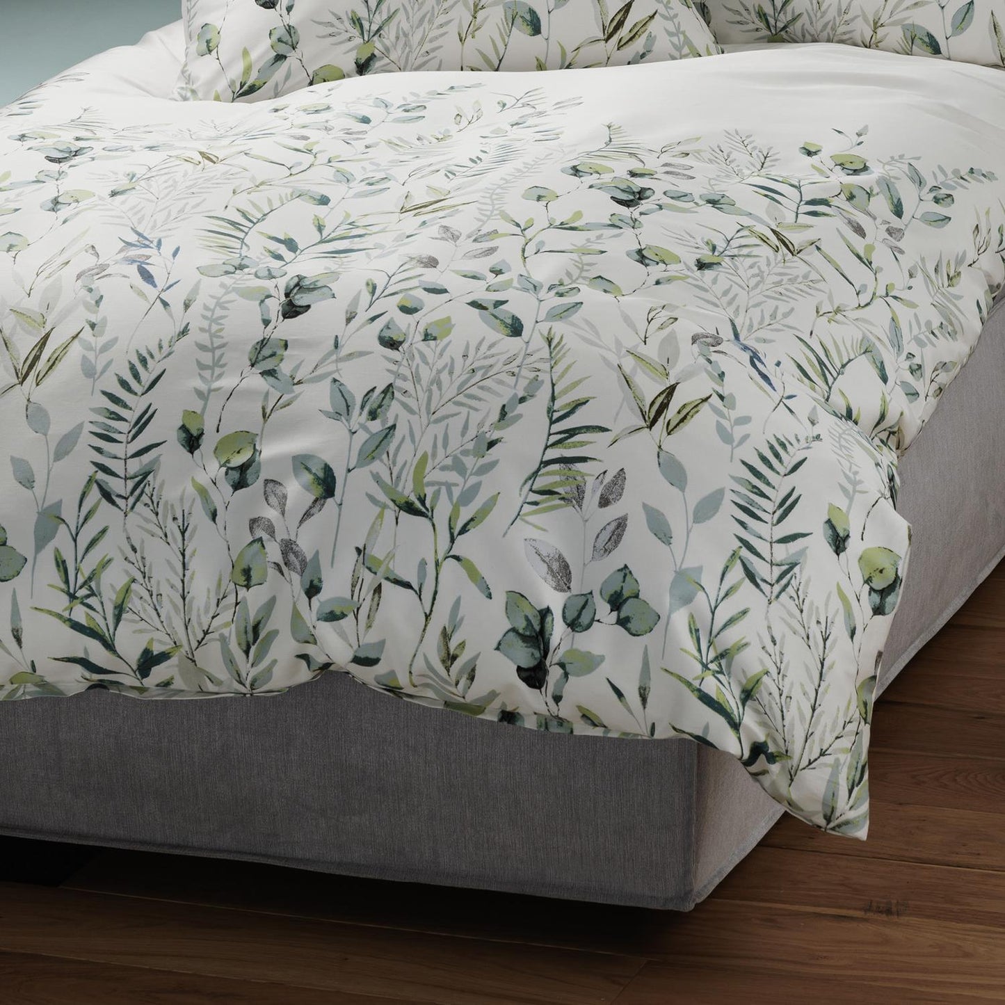 Janine Mako Satin Bettwäsche Moments 98123-06 Blätter Mint 135x200