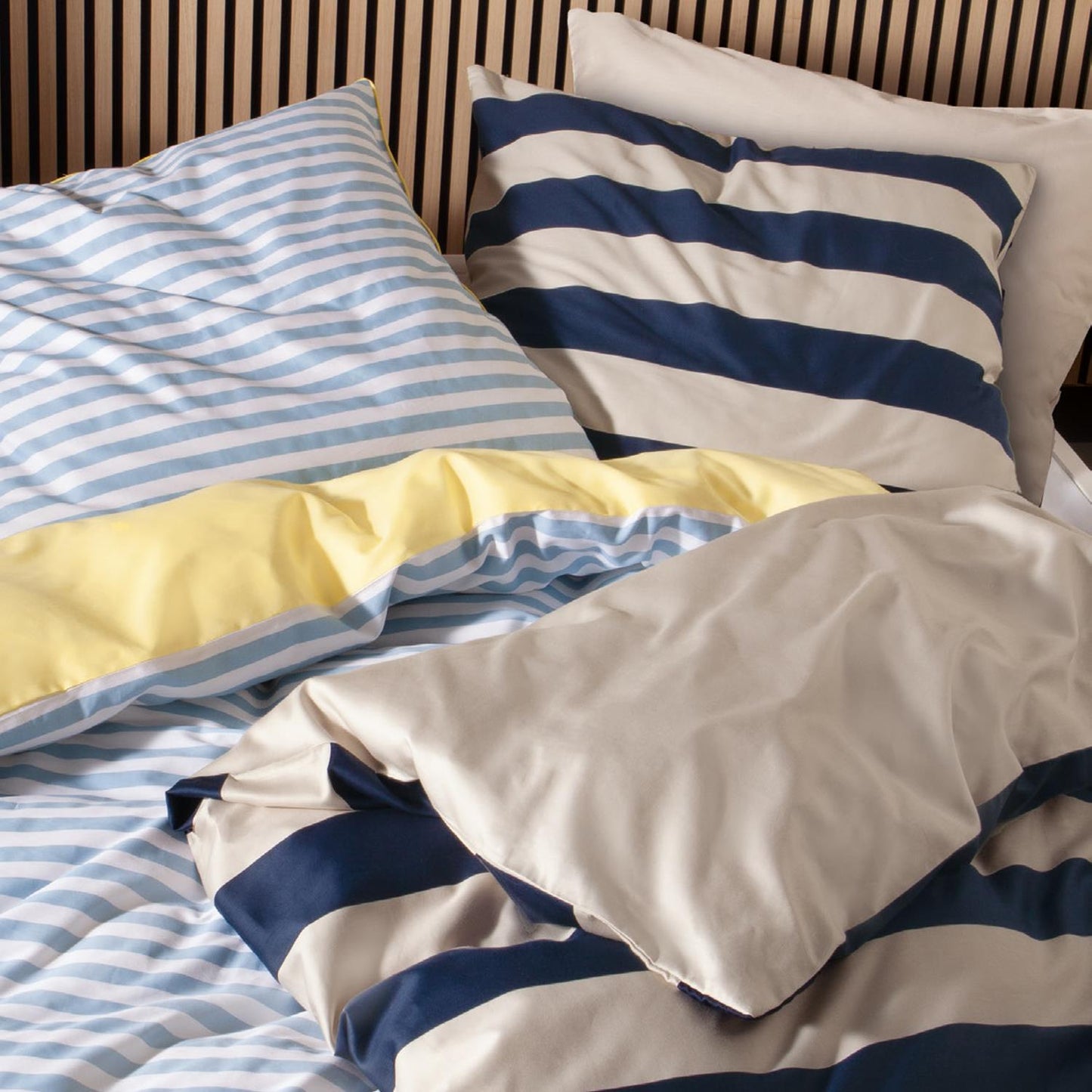Bettwäsche dormabell Satin 5311001 Streifen wende blau beige 135x200
