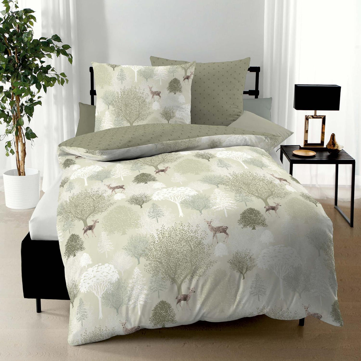 Bettwäsche Biber Autumn Khaki mit Waldmotiv 135 x 200 cm