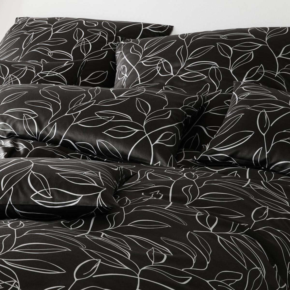 Elegante Mako Satin Bettwäsche Floral 24505-9 basalt Ranken 135x200