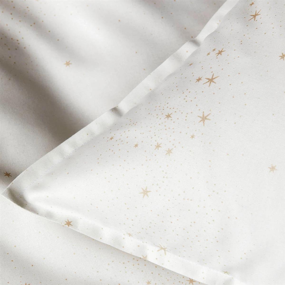 Bettwäsche Mako Satin Milkyway Weiß mit Sternenmuster 135 x 200 cm