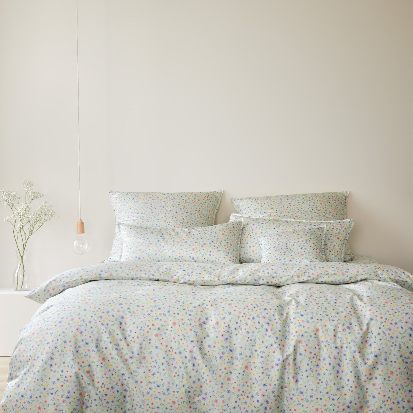 Elegante Mako Satin Bettwäsche Beauties 24578-4 Blumen grün 135x200