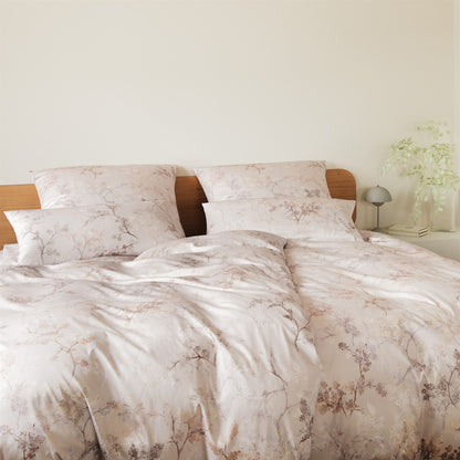 Bettwäsche Mako Satin Symphony Mauve mit Blütenmuster 135 x 200 cm