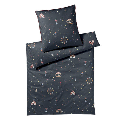Bettwäsche Mako Satin Variete Anthrazit mit Zirkusmuster 135 x 200 cm