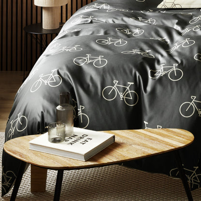 Bettwäsche Mako Satin Velo Anthrazit mit Fahrradmuster 135 x 200 cm