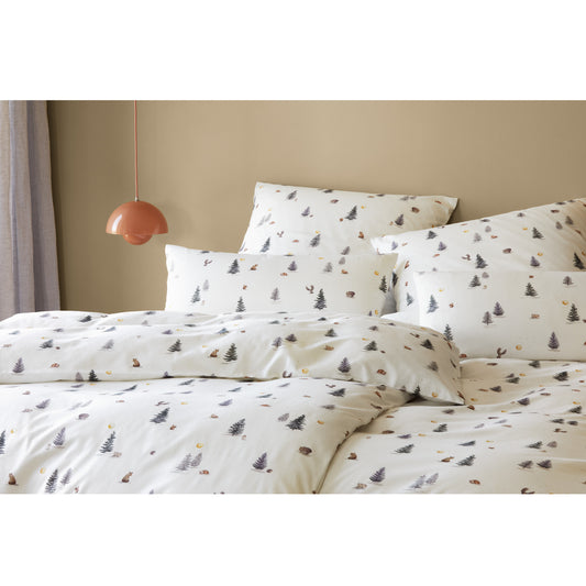 Elegante Flanell Bettwäsche Winterwald 26019-0 Waldtiere Weiß 135x200