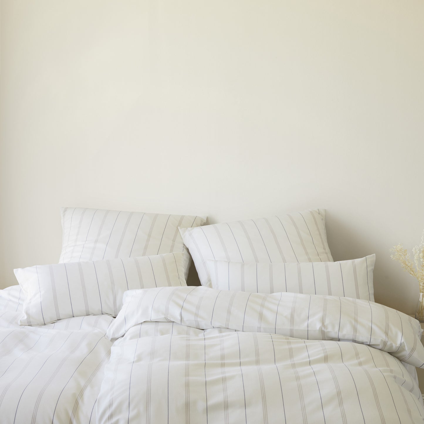 Bettwäsche Flanell Cornwall Creme mit Streifenmuster 135 x 200 cm