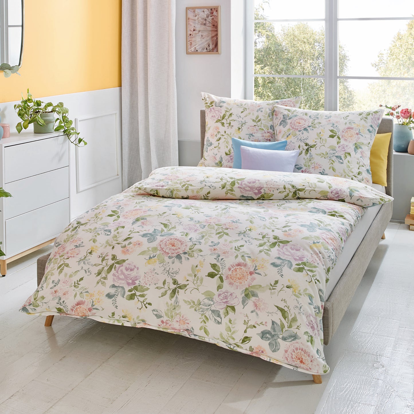 Bettwäsche Kaeppel Satin 286-15 Sofia Blumen rosa natur 135x200