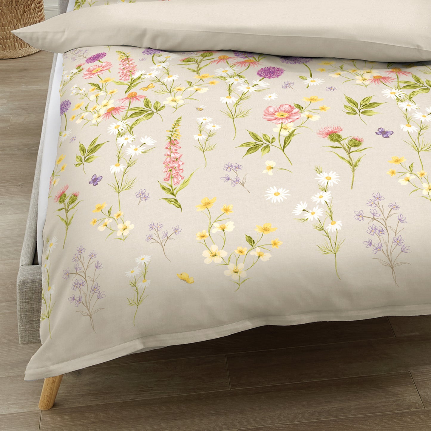 Bettwäsche Kaeppel Satin 300-56 Wiesenblümchen creme 135x200