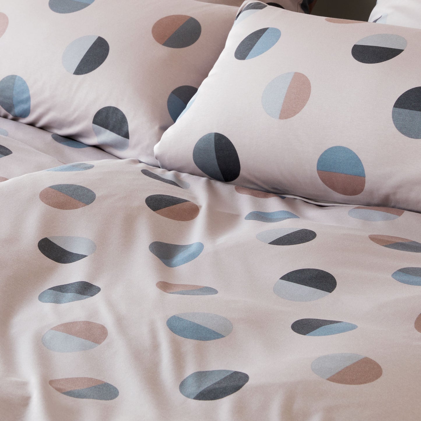 Elegante Interlock Jersey Bettwäsche Jockey 3575-7 sand Punkte135x200