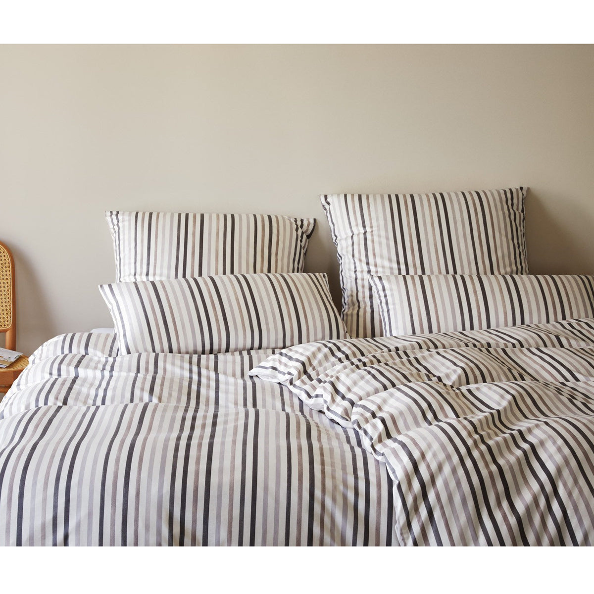 Elegante Interlock Jersey Bettwäsche Waterstripe 3613-7 natur 135x200