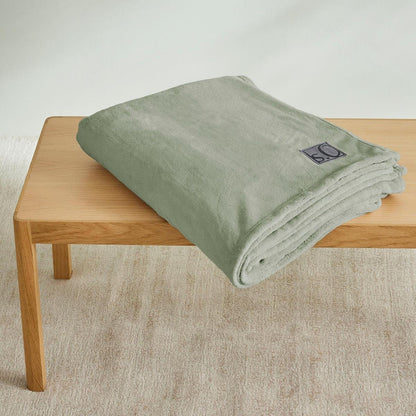 S.Oliver Wohndecke Kuscheldecke Kuschelsoft 3638-710 Salbei 150x200