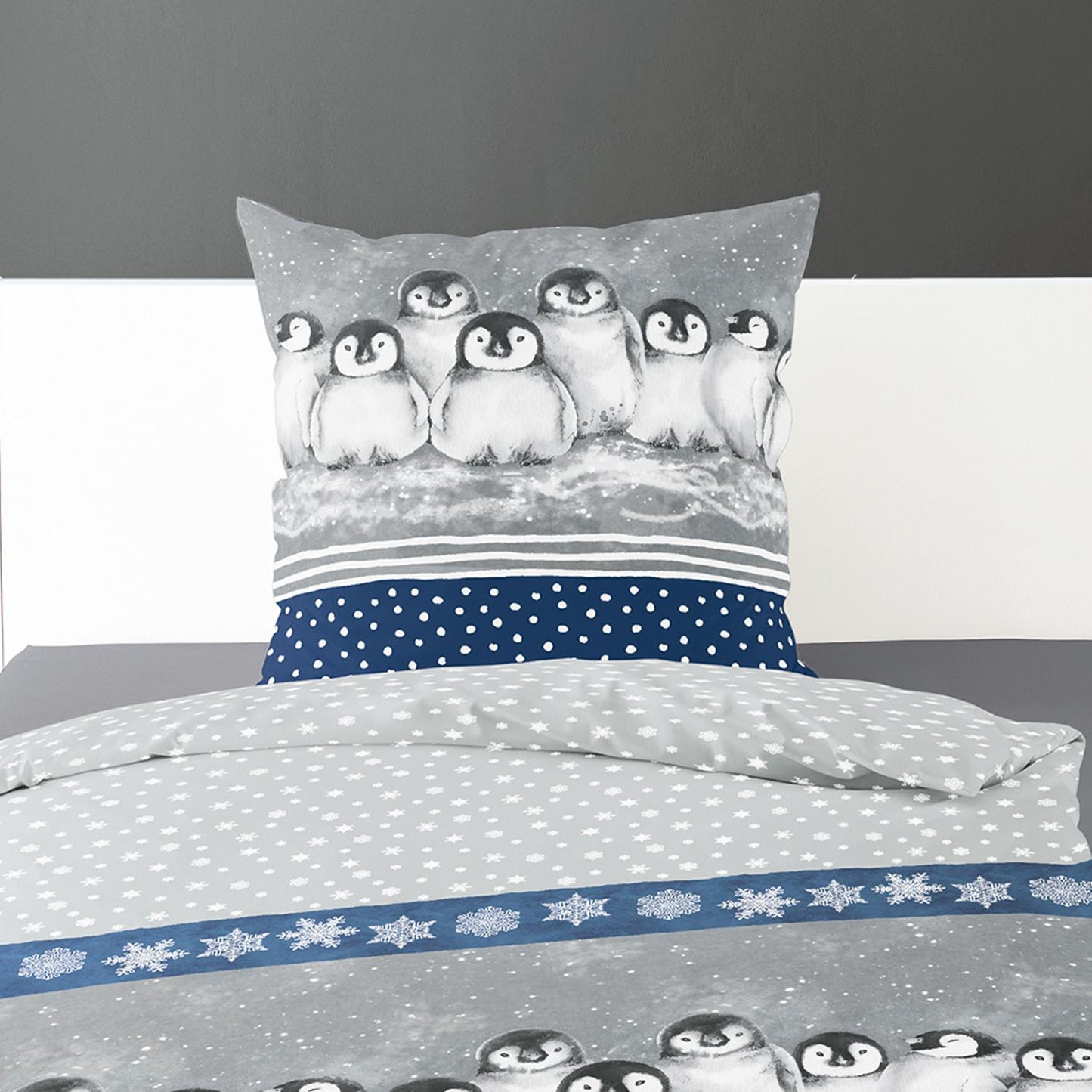 Bettwäsche Bierbaum Biber 3736-20 Pinguine Schneeflocken Grau 135x200