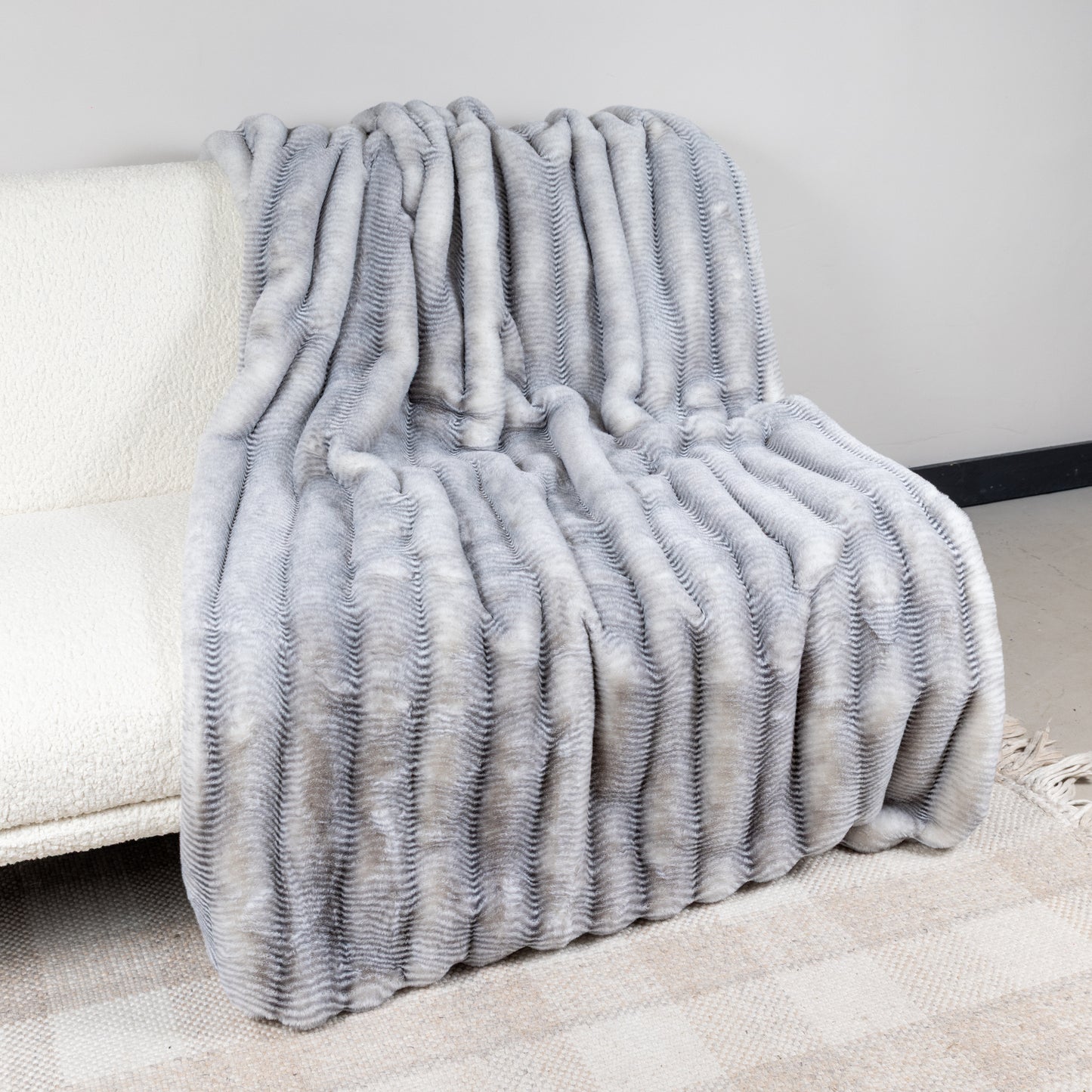 Felldecke Star Home Wohndecke Webpelz Alura silber grau 150x200