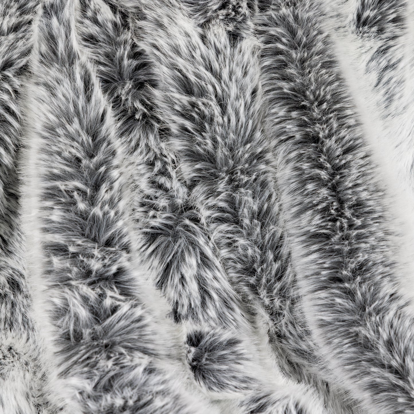 Felldecke Star Home Wohndecke Silberwolf Webpelz Fell Wolf 150x200