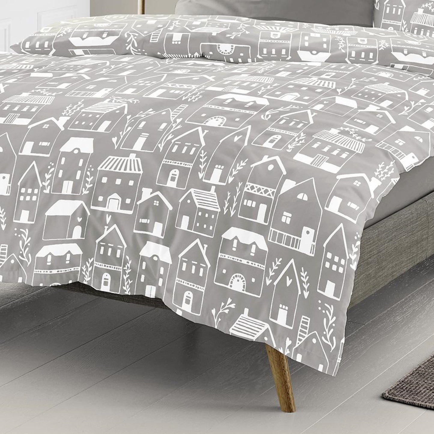 Bettwäsche Bierbaum Biber 4176-80 Häuser Stadt beige natur 135x200