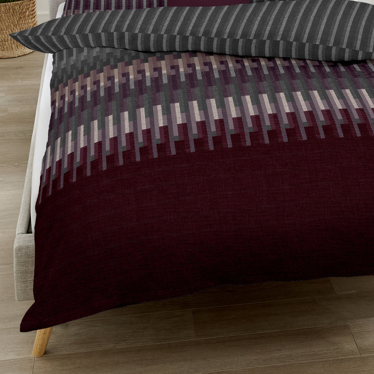 Bettwäsche Kaeppel Biber 442-512 Smart Streifen burgund grau 135x200
