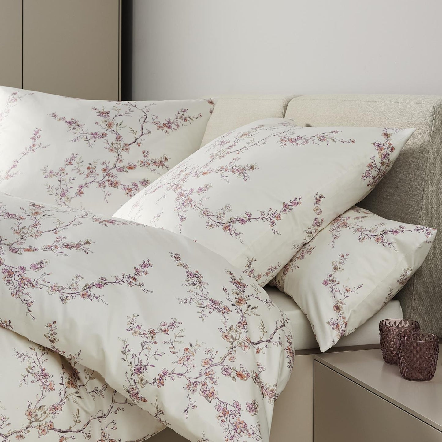 Janine Mako Satin Bettwäsche Milano 45104-01 Rosa Beere Blumen 135x200