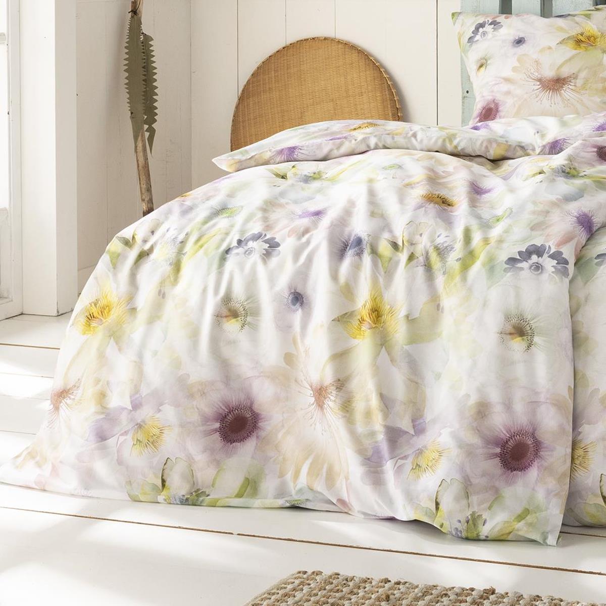 Estella Mako Satin Bettwäsche Zoey 4808-985 Blumen Pastell 135x200