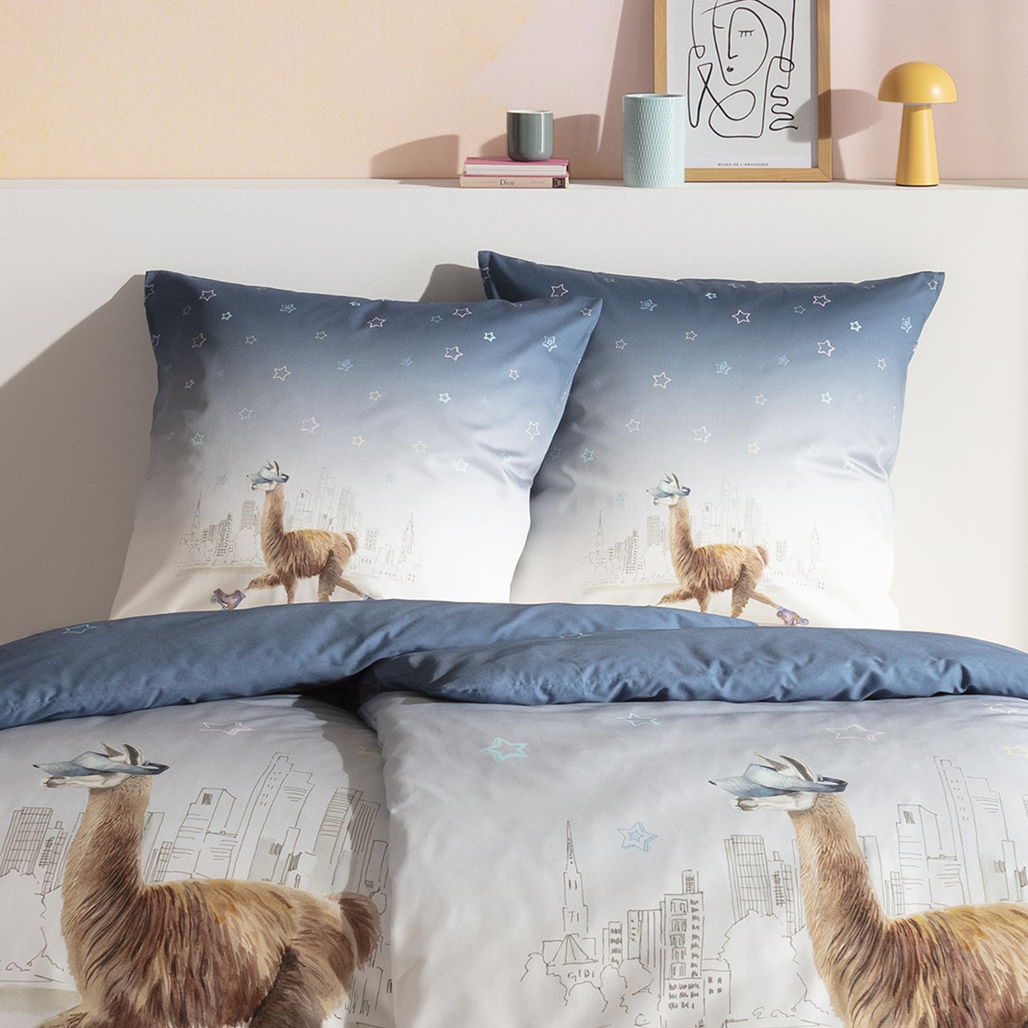 Estella Mako Satin Bettwäsche City Lama 4848-600  Sterne blau 135x200