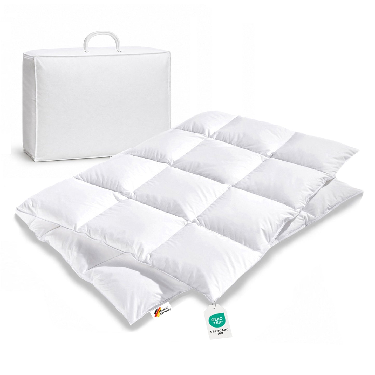 Eine gefaltete Bettdecke 155x220 Daunen Waermestufe fünf