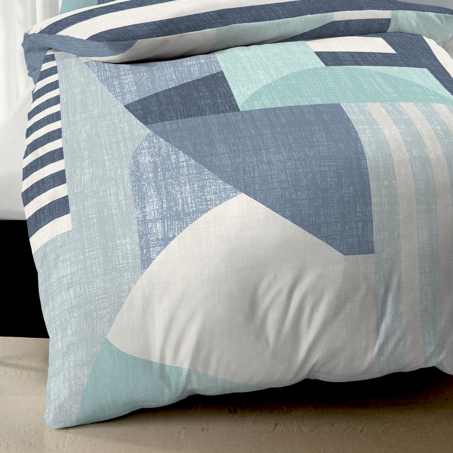 Bettwäsche Kaeppel Satin 500-11 Rising Sun geometrisch marine
