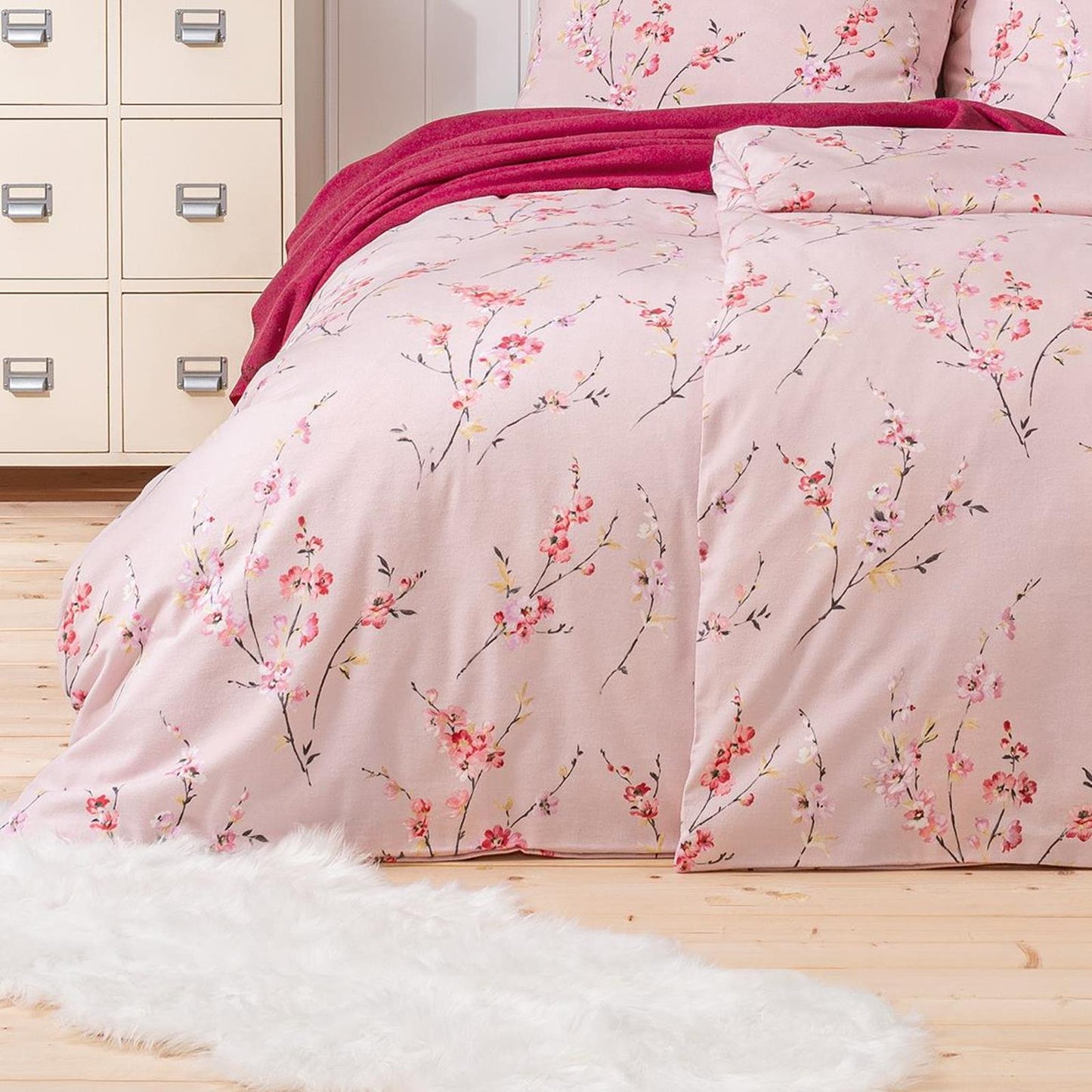 Estella Edelflanell Bettwäsche Trento 5463-250 Blumen Rosa 135x200