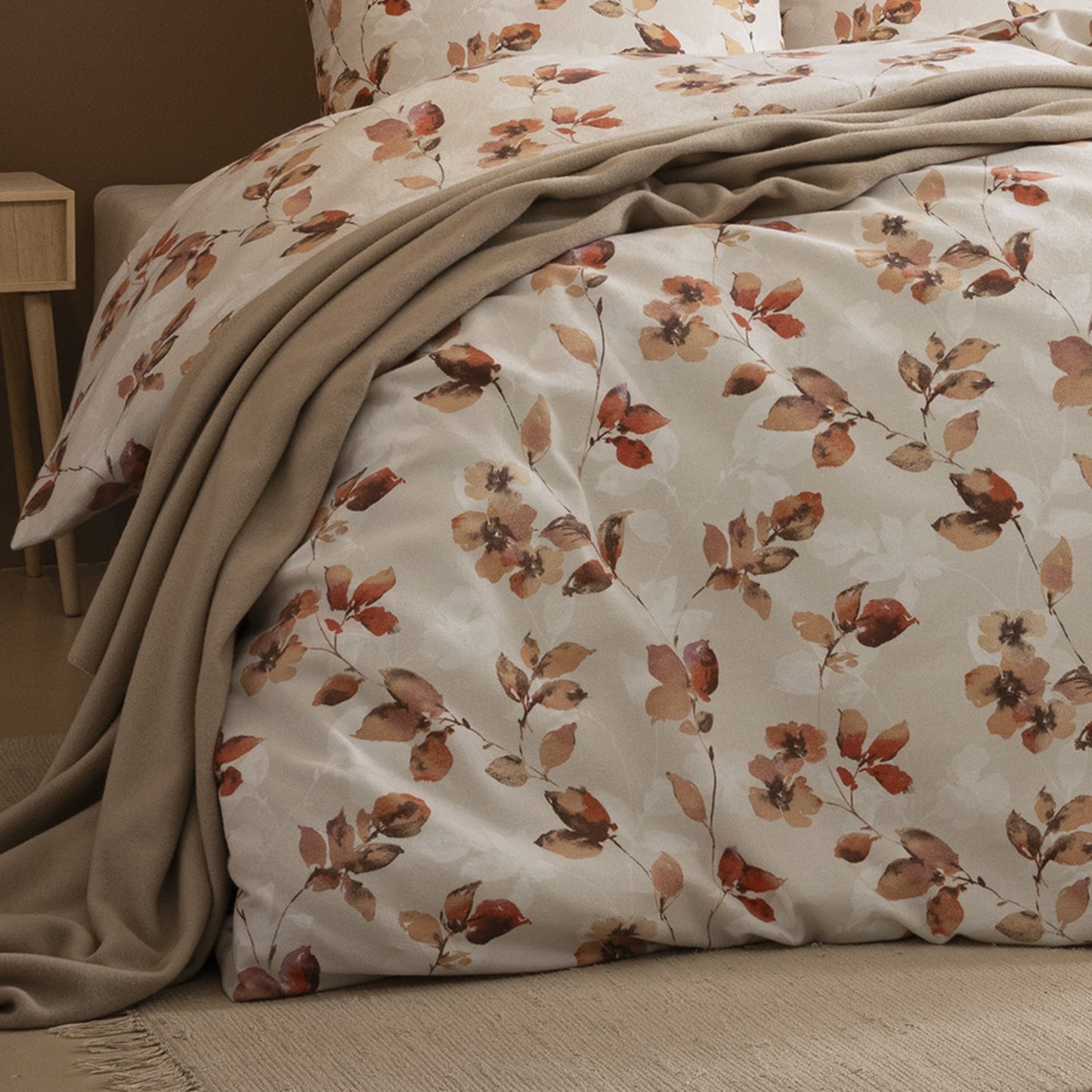 Estella Edelflanell Bettwäsche Sicina 5482-450 Blätter apricot 135x200