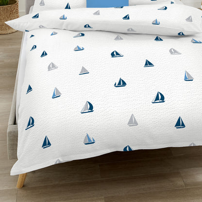 Bettwäsche Kaeppel Seersucker 594-01 Sailing Boats blau grau 135x200