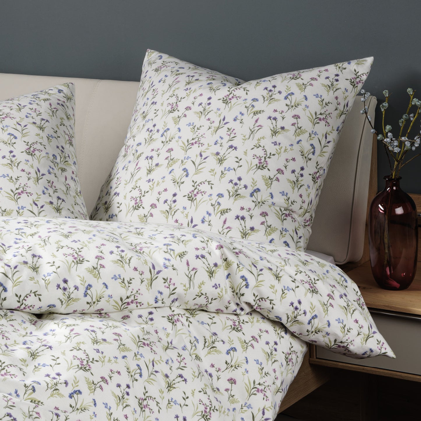 Janine Feinbiber Bettwäsche Davos 65173-05 Blumen Blau Lila 135x200