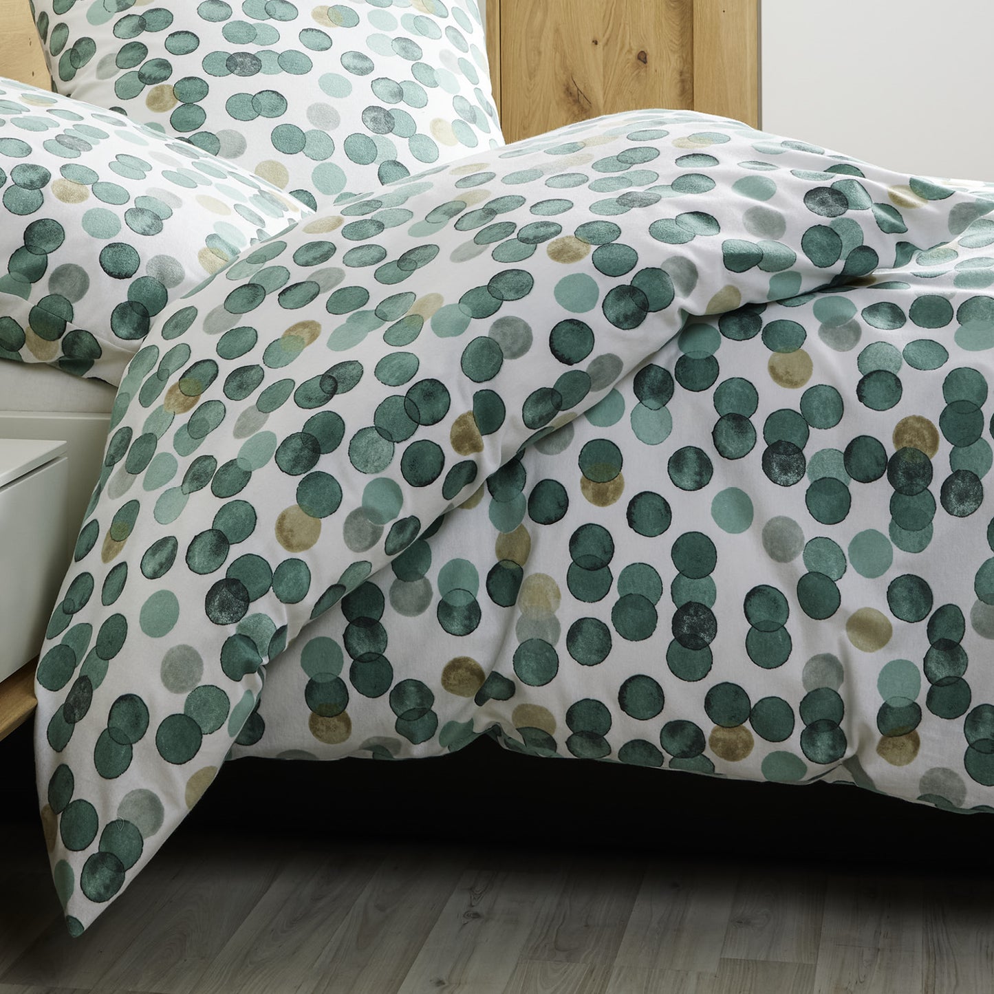 Janine Feinbiber Bettwäsche Davos 65176-06 Punkte Grün Sand 135x200