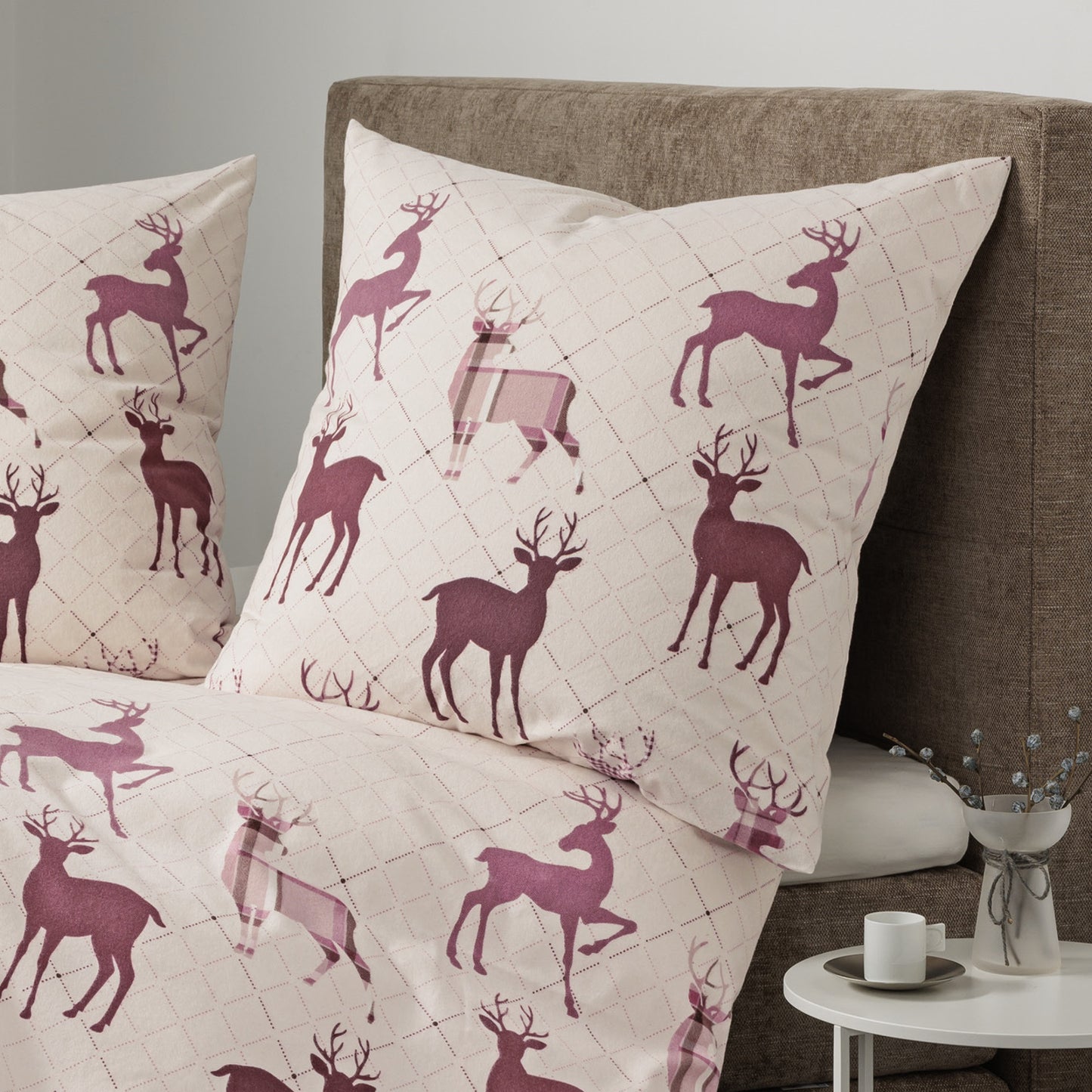 Janine Feinbiber Bettwäsche Davos 65180-01 Hirsche Beige Rosa 135x200