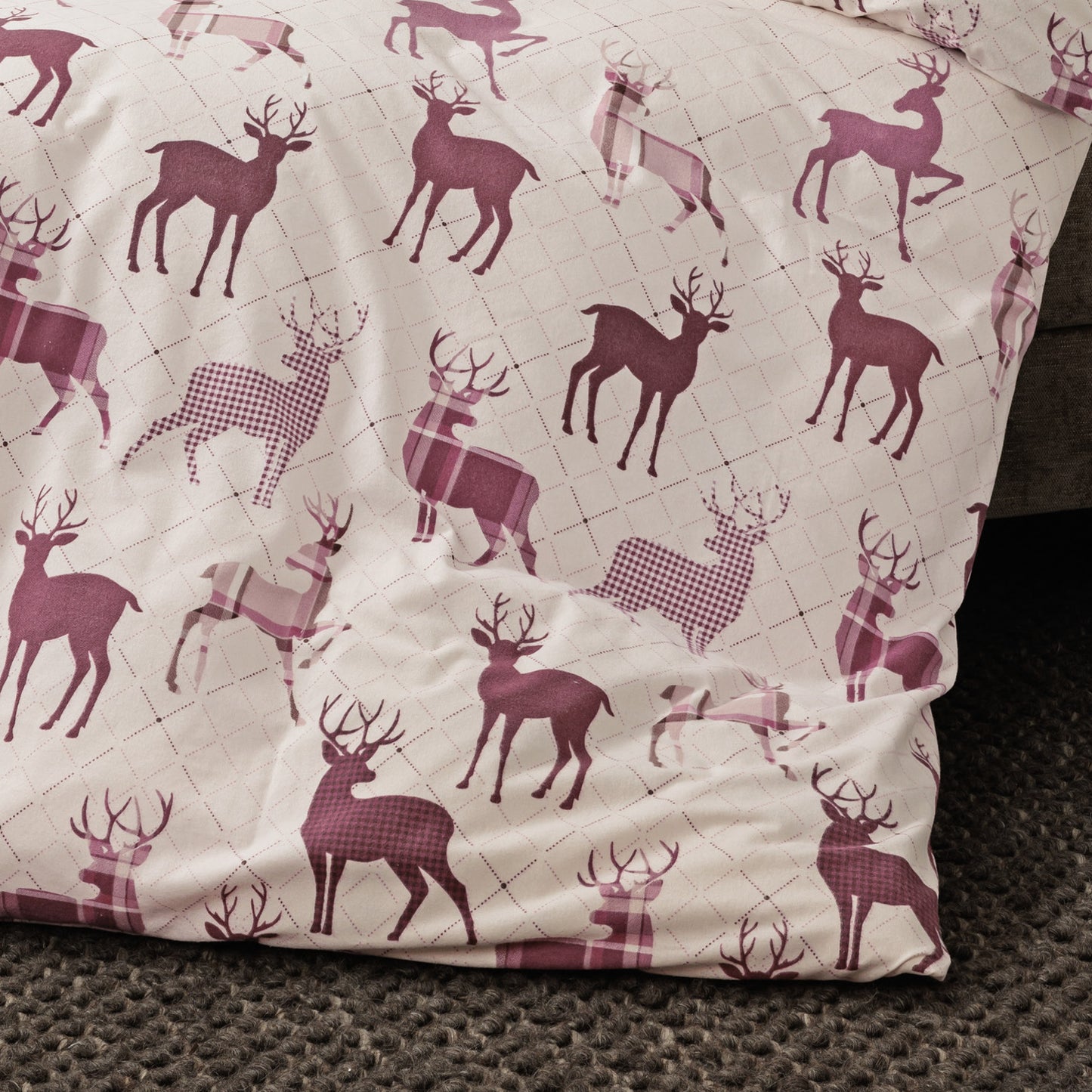 Janine Feinbiber Bettwäsche Davos 65180-01 Hirsche Beige Rosa 135x200