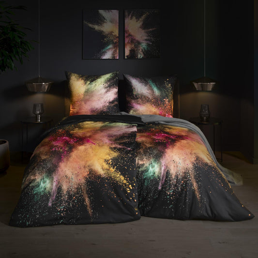 Luxuriöse Bettwäsche aus hautsympathischer Interlock Jersey – gemachtes Bett im Design Colour, ideal für Allergiker.