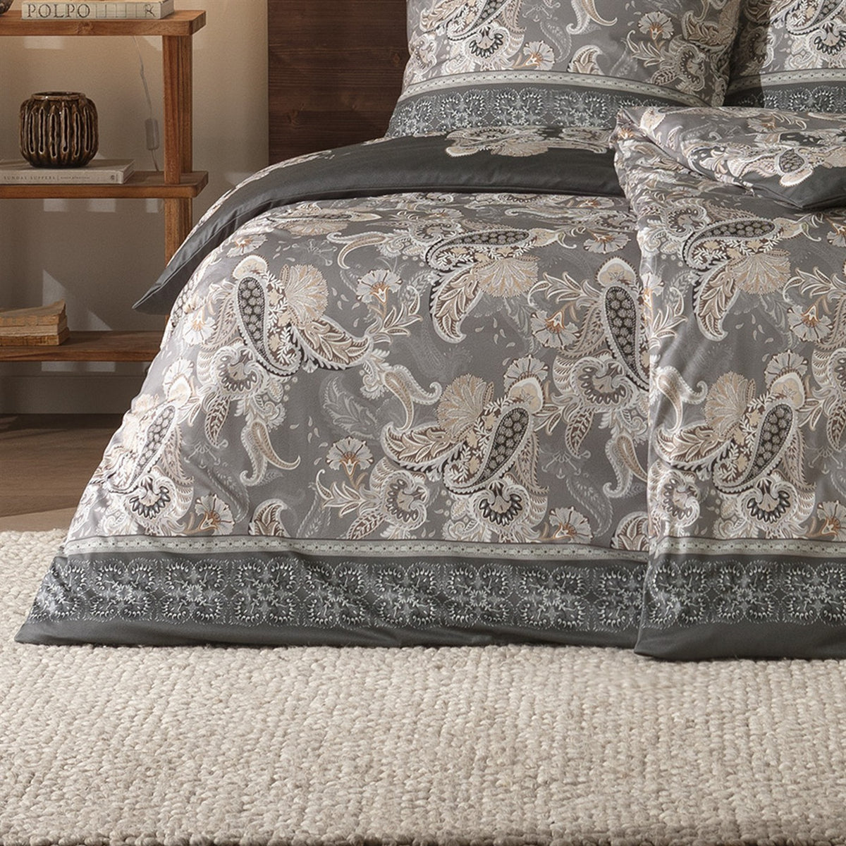 Bettwäsche Interlock Jersey Hera Anthrazit mit Paisleymuster 135 x 200 cm