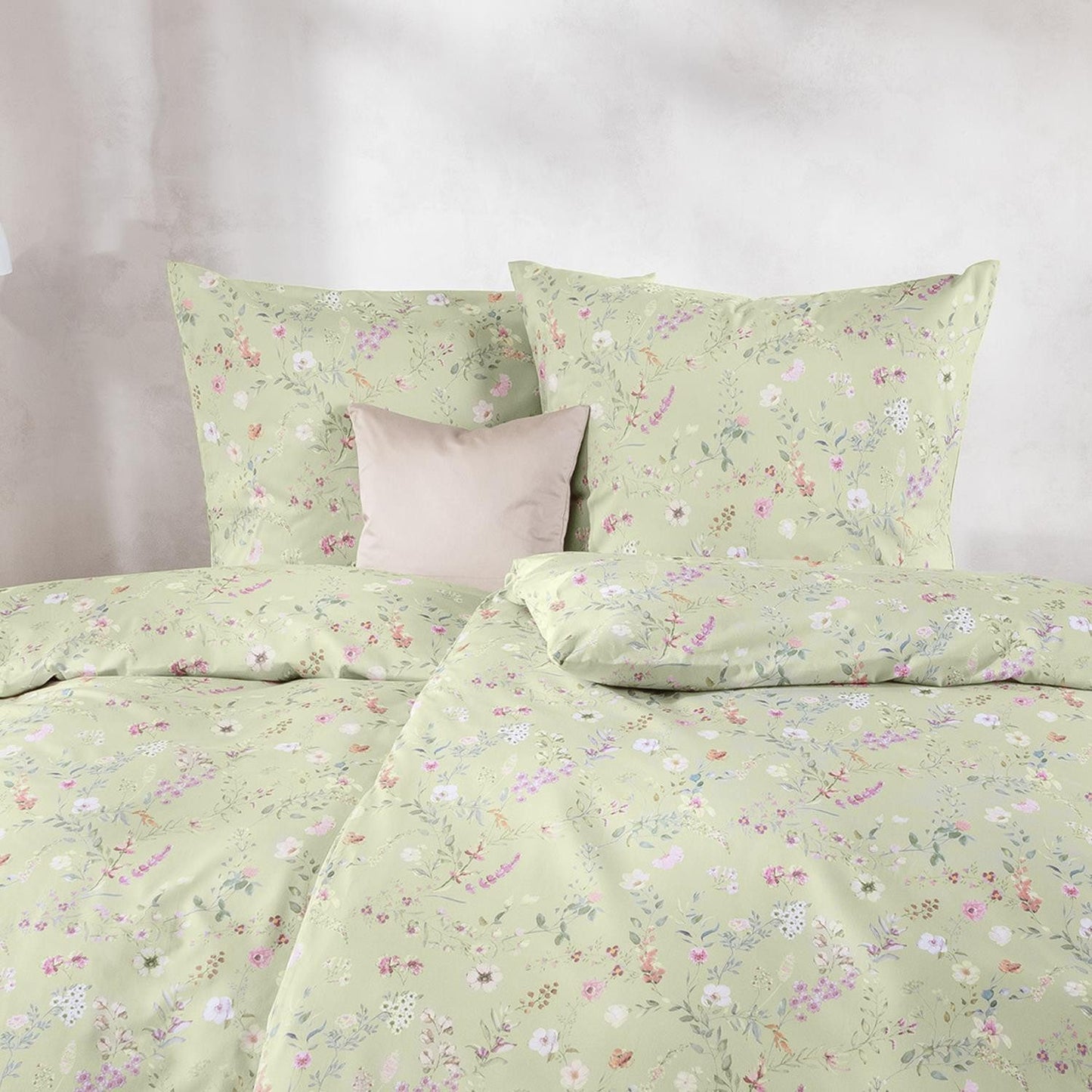 Estella Mako Satin Bettwäsche Dilara 7529-550 Blumen Grün Rosa 135x200
