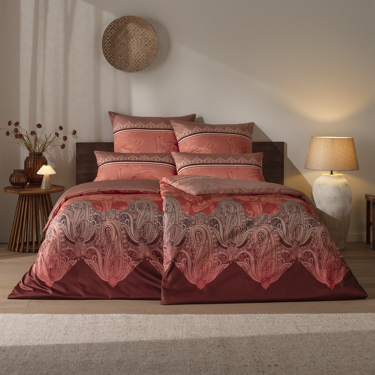 Bettwäsche Mako Satin Hestia Rot mit Paisleymuster 135 x 200 cm