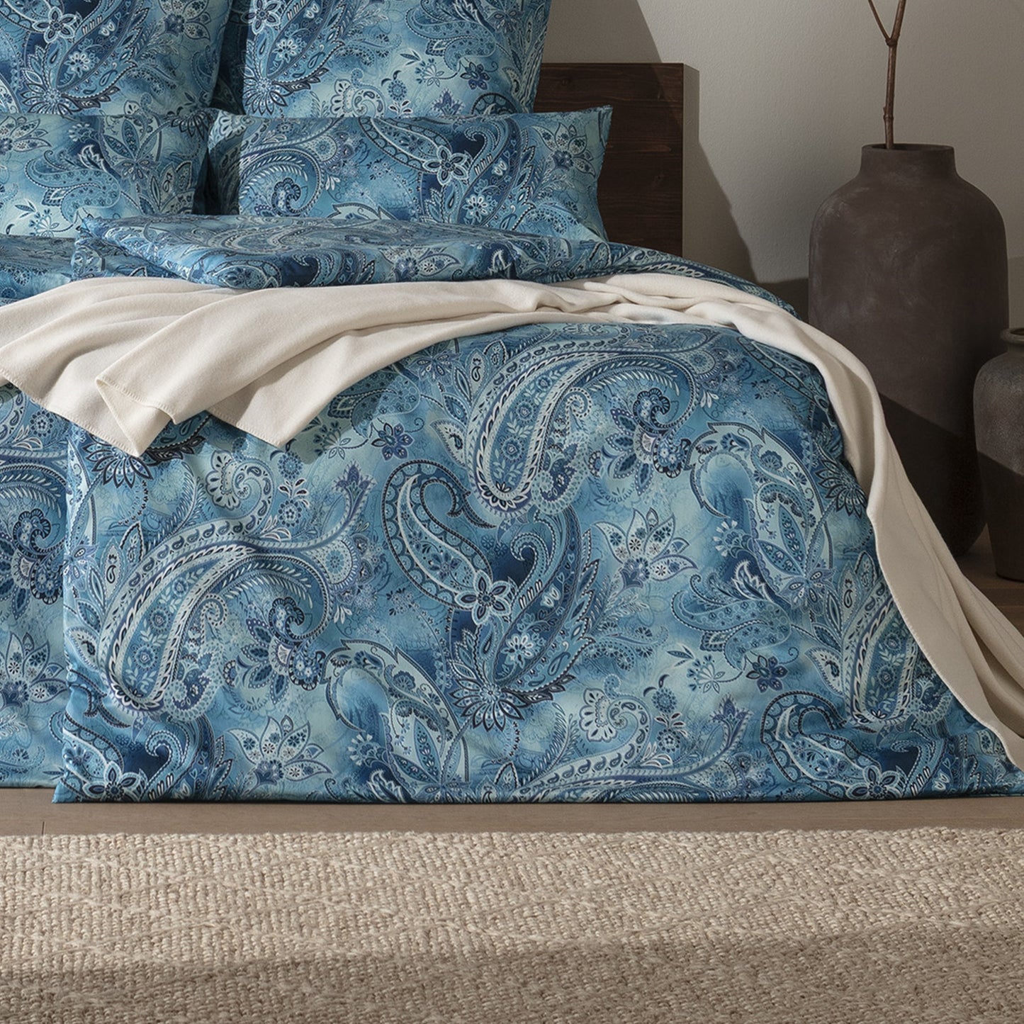 Estella Mako Satin Bettwäsche Rhea 7633-605 Paisley dunkelblau 135x200