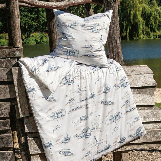 Janine Mako Satin Bettwäsche Moments 98101-02 Segelboot Blau 135x200