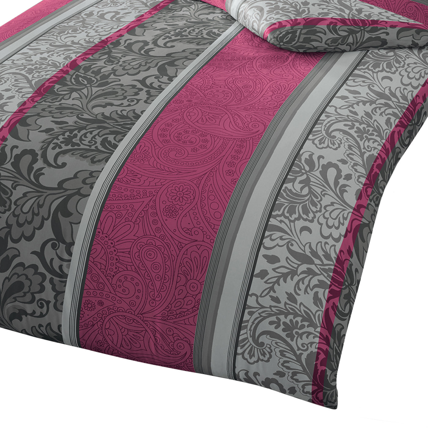 Warme Bettwäsche Bierbaum Nicki 3711-70 Ornamente beere 155x220